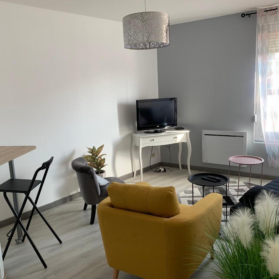 Le Mans 3 Appartements , proche de toutes commodités Esterno foto